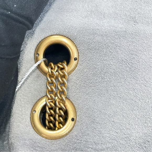 CHANEL Shearling CC Chain Flap Bag Grey Gold Hardware - Picture 10 of 16